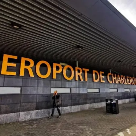 Jumet 242 D Bruxelles -Charleroi-Airport Apartamento Exterior foto